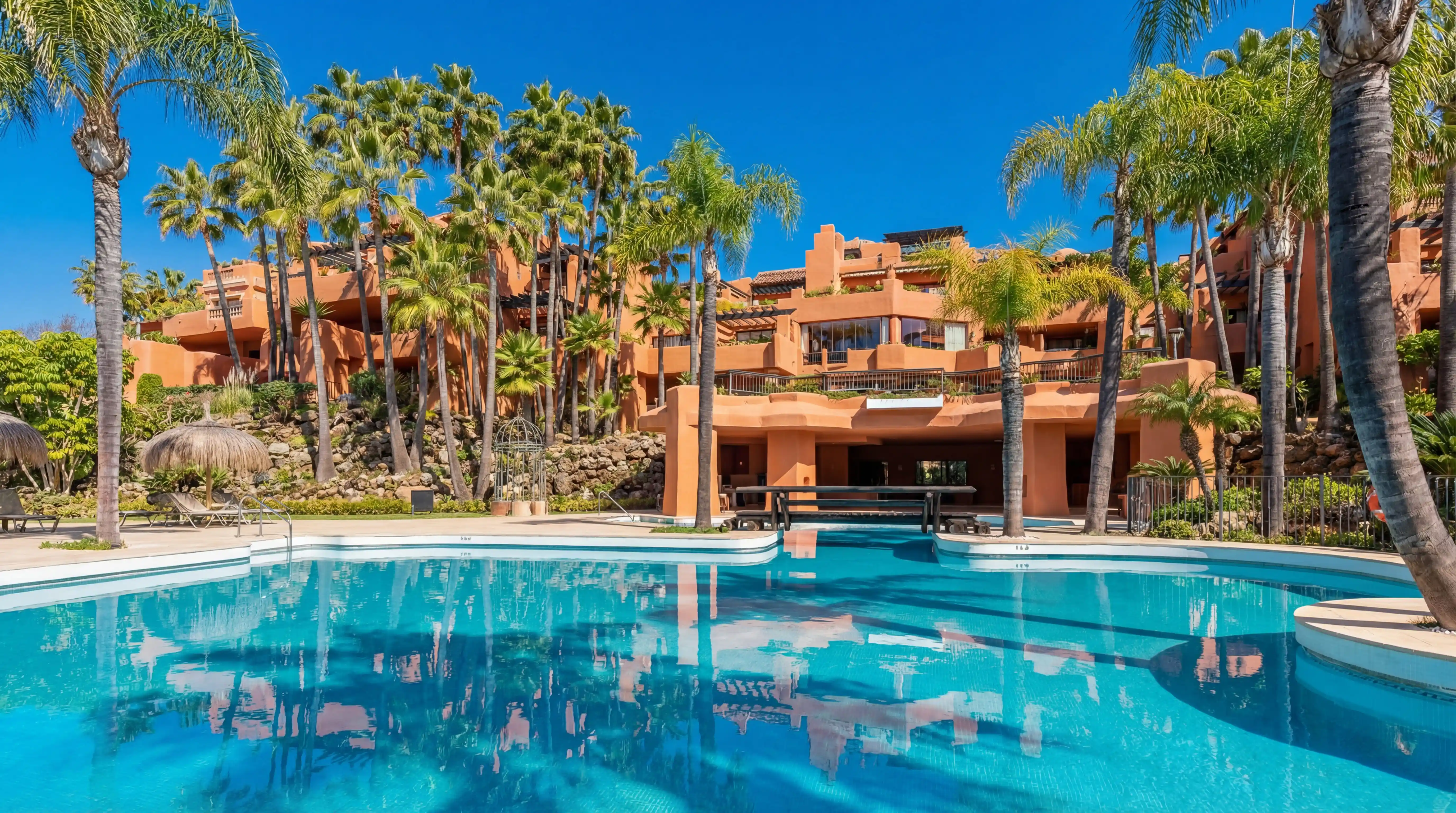 LA ALZAMBRA SEA VIEWS, Nueva Andalucía, Imagen 1