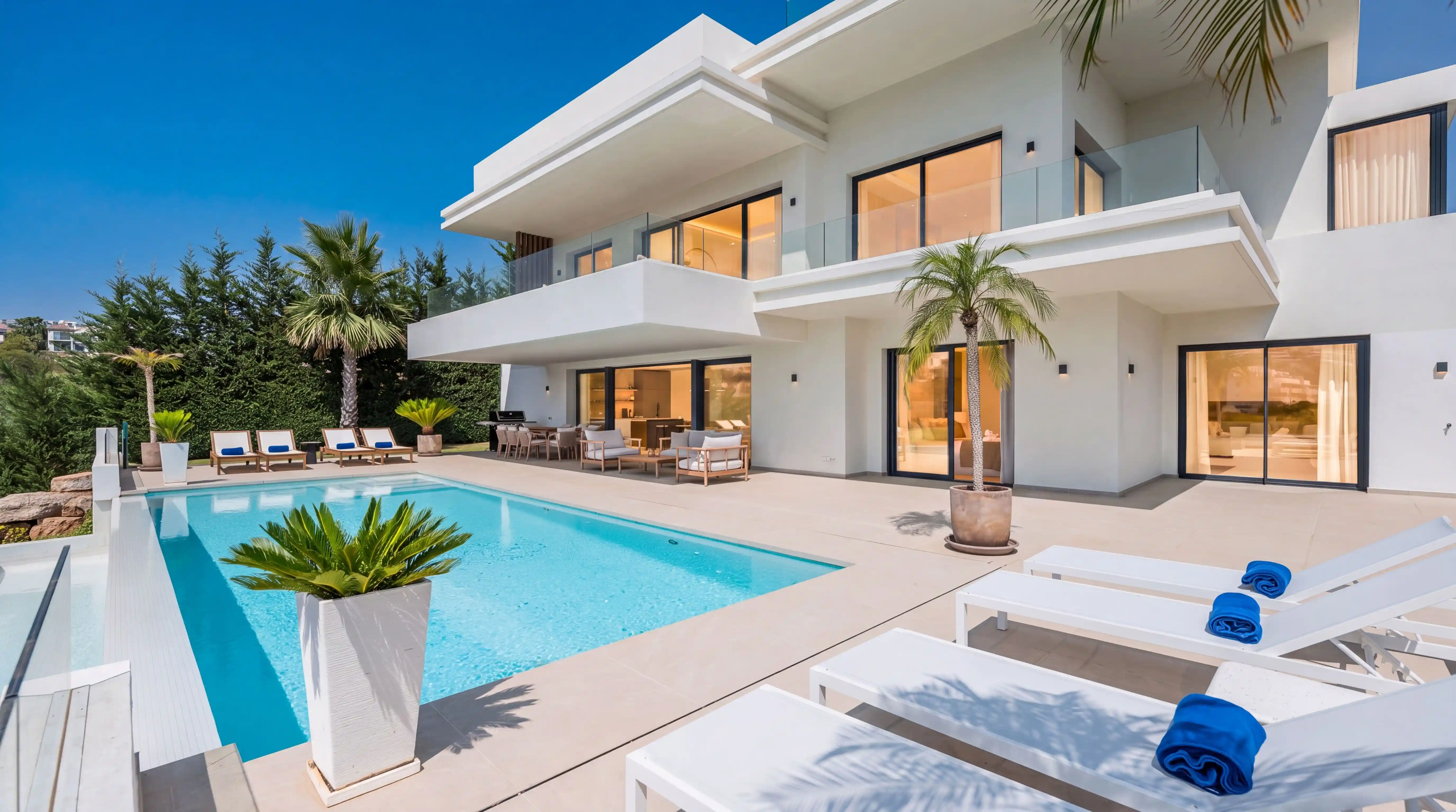 VILLA STATUS, Estepona, Imagen 1